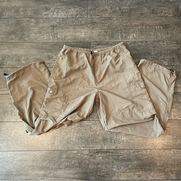 Light brown / khaki windbreaker pants - Picture 2 of 7